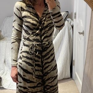 Michael Kors animal print black / cream wrap dress S